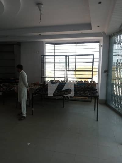 سگیاں والا بائی پاس روڈ لاہور میں 5 مرلہ Studio عمارت 1.0 لاکھ میں کرایہ پر دستیاب ہے۔ سگیاں والا بائی پاس روڈ لاہور میں 5 مرلہ Studio عمارت 1.0 لاکھ میں کرایہ پر دستیاب ہے۔