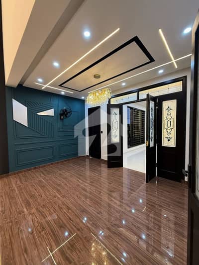 1 KANAL HOUSE FOR RENT