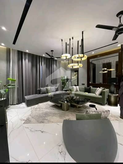 1 KANAL HOUSE FOR RENT