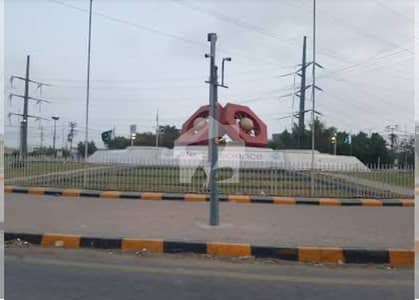 کورنگی انڈسٹریل ایریا کورنگی,کراچی میں 3 کنال عمارت 18.0 لاکھ میں کرایہ پر دستیاب ہے۔