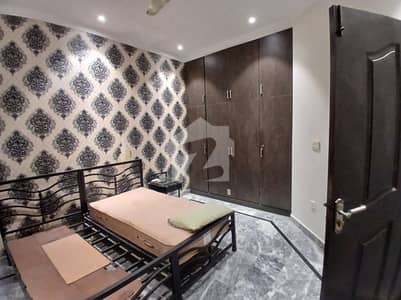 10 MARLA UPPER PORTION AVAILABLE FOR RENT DHA PHASE 5