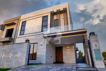 10 Marla Fully Maintained House For Rent DHA Lahore 10 Marla Fully Maintained House For Rent DHA Lahore