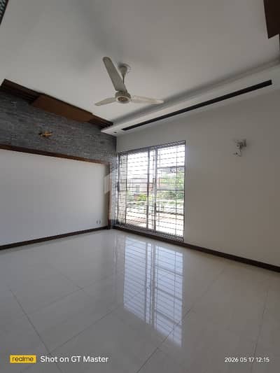 10 Marla House Available For Sale In Dha Phase 5 Block L