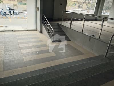 ایف ۔ 7 اسلام آباد میں 2 کنال عمارت 92.0 لاکھ میں کرایہ پر دستیاب ہے۔