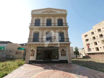 کینال گارڈن ۔ بلاک ای کینال گارڈن,لاہور میں 11 کمروں کا 8 مرلہ عمارت 8.0 کروڑ میں برائے فروخت۔