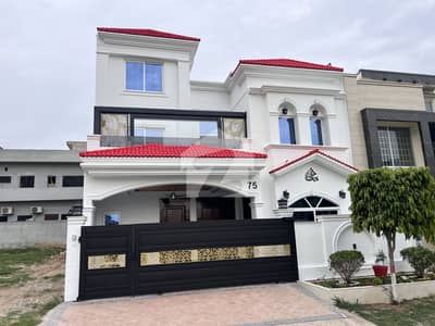 Brand New House For Sale 10 Marla Faisal Town