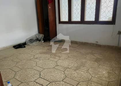 Commercial House For Rent In North Nazimabad Block-C Main 200 Ft Road