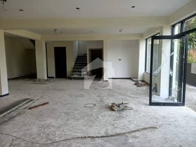 Brand New Building For Rent