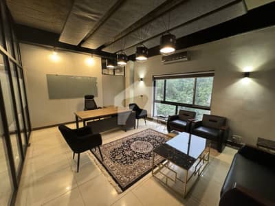 4000 Square Feet Fully Furnished Office For Rent