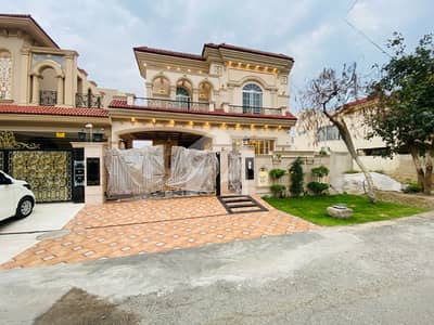 10 Marla Spanish House For Sale In DHA Lahore 10 Marla Spanish House For Sale In DHA Lahore