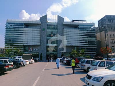 ایف ۔ 11 مرکز ایف ۔ 11,اسلام آباد میں 3 مرلہ Studio دفتر 5.5 کروڑ میں برائے فروخت۔