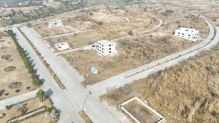 7 MARLA CORNER PLOT FOR SALE Up Countery BLOCK F