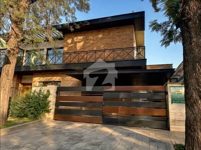 F-6/3 Islamabad Luxury House For Rent 5 Bed 5 Bath