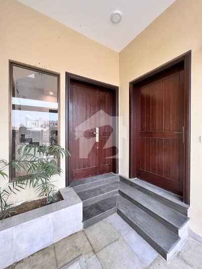125sq yd Luxury Villa in Ali Block. 3 Bedrooms, Drawing, Dining & American Kitchen. 5mins drive from main gate of BTK. 125sq yd Luxury Villa in Ali Block. 3 Bedrooms, Drawing, Dining & American Kitchen. 5mins drive from main gate of BTK.