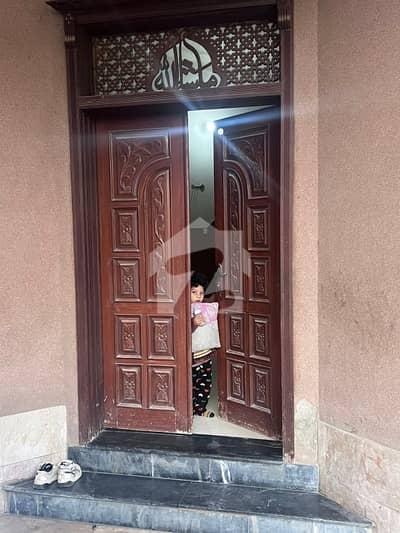 7.5 Marla Corner House For Sale in Canal Burg Lahore