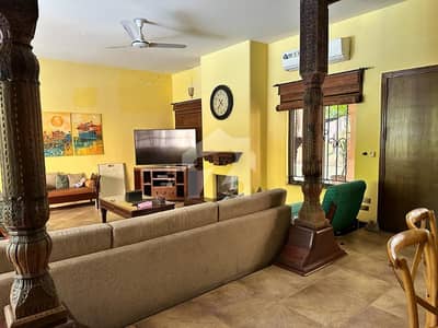 4 Kanal House Is Available For Rent