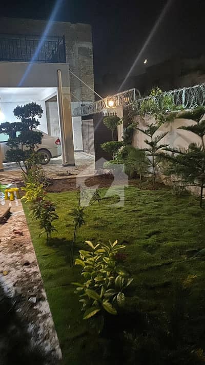 بنی گالہ اسلام آباد میں 4 کمروں کا 1 کنال مکان 6.0 کروڑ میں برائے فروخت۔