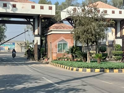 15 Marla House For Sale 6 Bed Room B2 Block