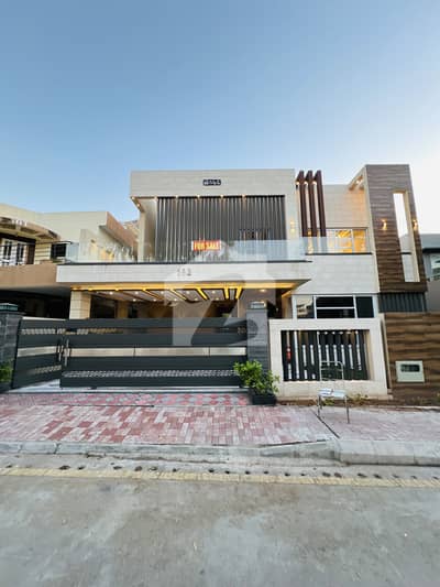 Brand New Designer House With 6 Bedrooms.