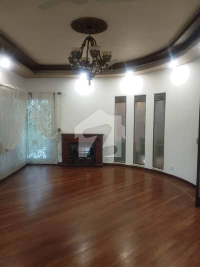 1 Kanal Owner Builders House For Sale 1 Kanal Owner Builders House For Sale