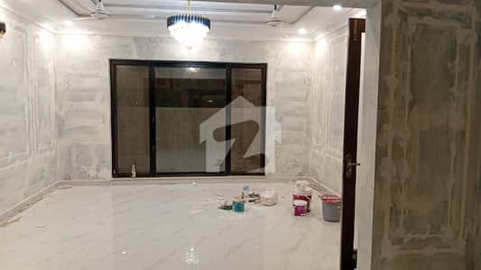 عسکری 10 - صیکٹر ای عسکری 10,عسکری,لاہور میں 4 کمروں کا 12 مرلہ مکان 2.75 لاکھ میں کرایہ پر دستیاب ہے۔