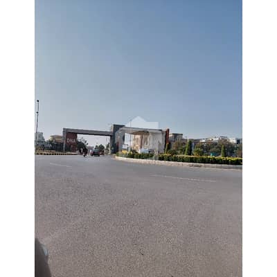 Dha Phase 5 Sector B Street 31 North Face Near Park