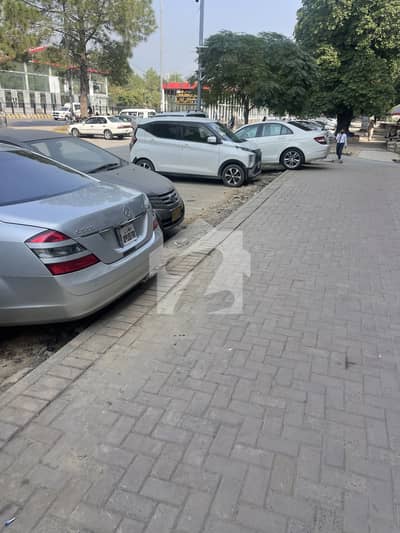 بلیو ایریا اسلام آباد میں 3 مرلہ دفتر 5.5 کروڑ میں برائے فروخت۔ بلیو ایریا اسلام آباد میں 3 مرلہ دفتر 5.5 کروڑ میں برائے فروخت۔