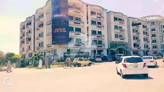 ایف ۔ 11 اسلام آباد میں 2 کمروں کا 7 مرلہ فلیٹ 2.6 کروڑ میں برائے فروخت۔