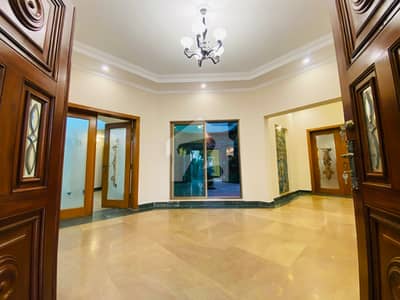 2 Kanal Fully Maintained Luxury House For Rent In DHA Phase 3