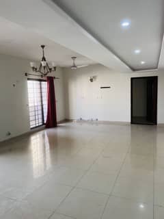 4 Bed Flat For Rent
