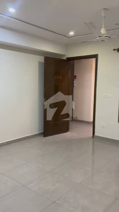 Rented 2 Bed Luxury Apartment For Sale In Gulberg Greens | Monthly Rental Income 70,000 | Business Square