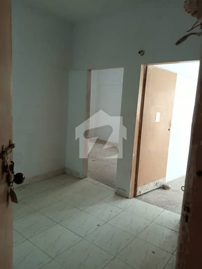 76 Sq Yard Flat Available For Sale 76 Sq Yard Flat Available For Sale