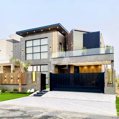 Brilliant Design House For Sale In DHA Phase 7 Lahore