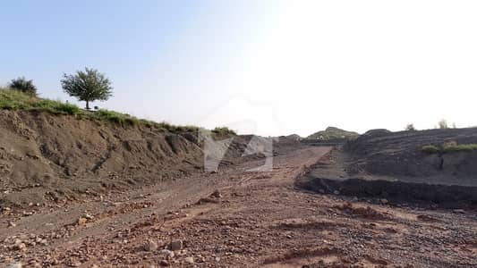 سی ۔ 14 اسلام آباد میں 1 کنال رہائشی پلاٹ 6.0 کروڑ میں برائے فروخت۔
