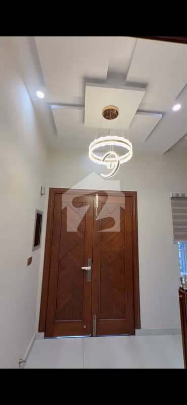 Luxury 10 Marla House Available For Sale In DC Colony