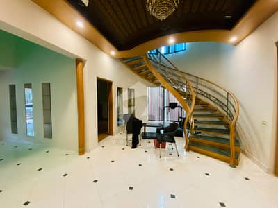Original Pics 1 Kanal Z Block Prime Location Full House For Rent