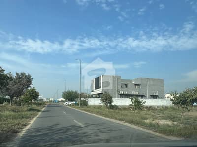 ڈی ایچ اے فیز 6 - بلاک ای فیز 6,ڈیفنس (ڈی ایچ اے),لاہور میں 1 کنال رہائشی پلاٹ 4.15 کروڑ میں برائے فروخت۔ ڈی ایچ اے فیز 6 - بلاک ای فیز 6,ڈیفنس (ڈی ایچ اے),لاہور میں 1 کنال رہائشی پلاٹ 4.15 کروڑ میں برائے فروخت۔