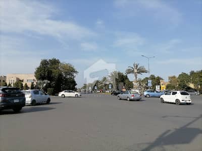 A Residential Plot Of 1 Kanal In Rs. 50000000 For Sale
