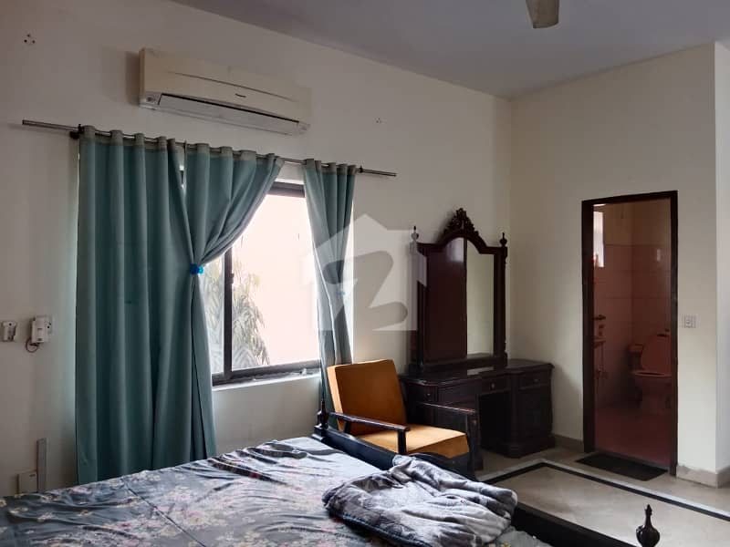 FULLY FURNISHED ONE-BEDROOM AVAILABLE FOR RENT FULLY FURNISHED ONE-BEDROOM AVAILABLE FOR RENT