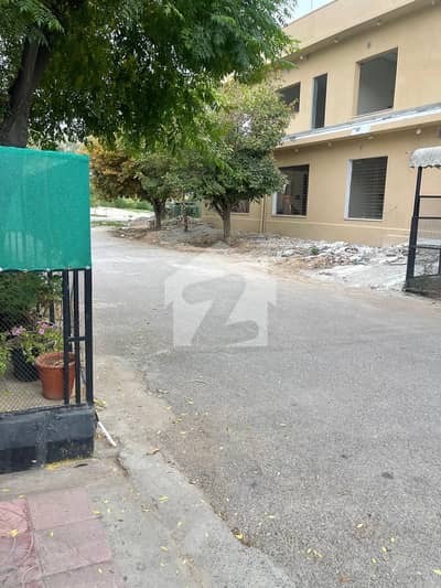 G-13/2 40x80 Corner Plot For Sale G-13/2 40x80 Corner Plot For Sale