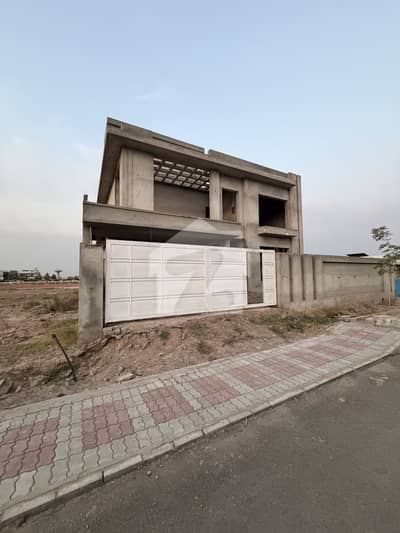 400 Series | Park Back Street | Southwest facing Grey Structure House For Sale