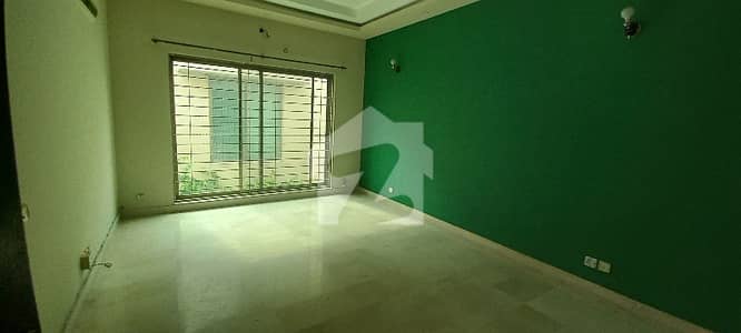 ڈی ایچ اے فیز 3 ڈیفنس (ڈی ایچ اے),لاہور میں 3 کمروں کا 1 کنال بالائی پورشن 1.35 لاکھ میں کرایہ پر دستیاب ہے۔ ڈی ایچ اے فیز 3 ڈیفنس (ڈی ایچ اے),لاہور میں 3 کمروں کا 1 کنال بالائی پورشن 1.35 لاکھ میں کرایہ پر دستیاب ہے۔