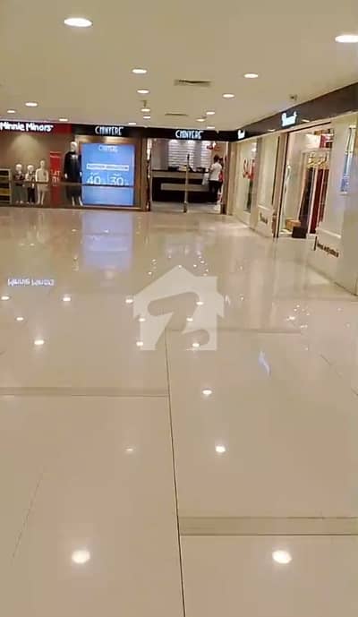 URGENT SHOP AVAILABLE FOR RENT