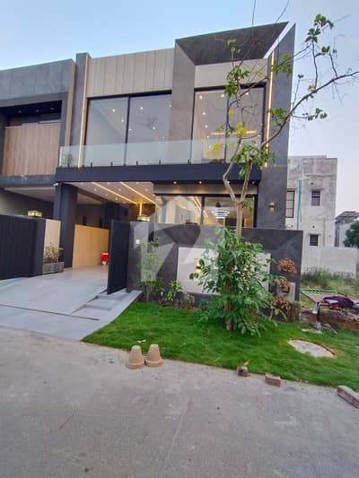 5 Marla brand New Modran house available for rent in DHA phase 9 Town