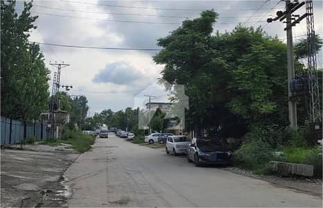 آئی ۔ 10 اسلام آباد میں 6 کنال صنعتی زمین 50.0 کروڑ میں برائے فروخت۔