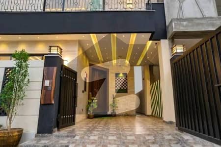 300 YARDS HOUSE AVAILABLE FOR SALE IN ASKARI 6