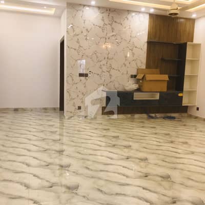 ڈی ۔ 12 اسلام آباد میں 6 کمروں کا 10 مرلہ مکان 3.7 لاکھ میں کرایہ پر دستیاب ہے۔
