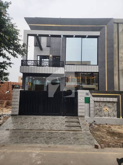 5 Marla Beautiful House for Sale in Bahria Orchard Lahore | Prime Location 5 Marla Beautiful House for Sale in Bahria Orchard Lahore | Prime Location