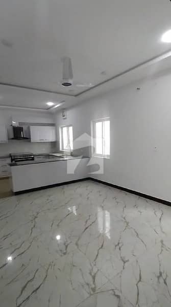 12 Marla VILLA AVALIBEL FOR SELL IN DHA VILLA COMMUNITY