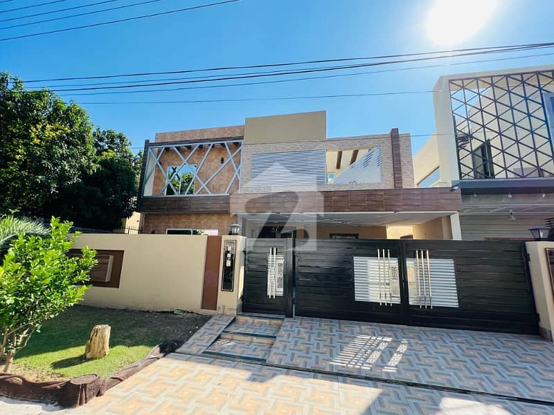 KANAL TILED PRIME LOCATION HOUSE KANAL TILED PRIME LOCATION HOUSE